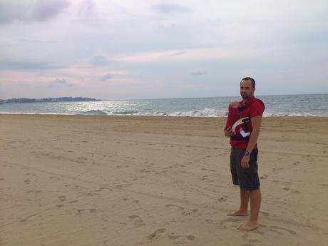 Día #nomáscolgonas porteo-bebe-manduca