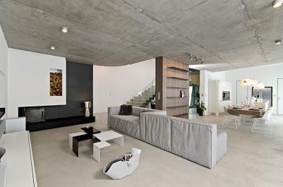 Casa con Concreto Interior