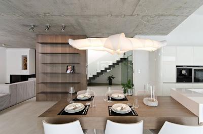 Casa con Concreto Interior