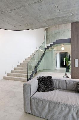 Casa con Concreto Interior