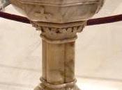 peligrosa agua bendita?