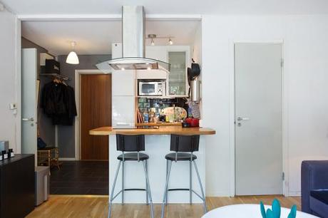 37 m², cocina con península y walk in closet decoración pequeño walk in closet decoración nórdica escandinava pisos pequeños decoración espacios pequeños decoración diseño pisos pequeños decoración diseño mini pisos cocinas pequeñas con península blog decoración nordica escandinava