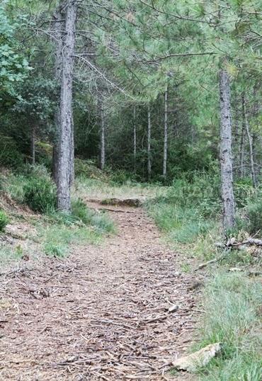 El río Ulldemó y sus piscinas naturales en Beceite