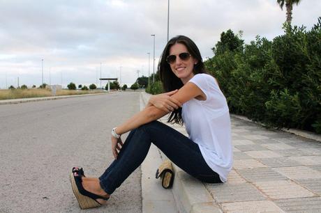 Blue & White Blue & White