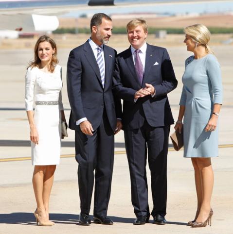 La Reina Máxima y la Princesa Letizia compiten en elegancia. Elige a tu favorita