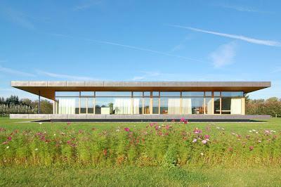 Casa Minimalista en el Campo