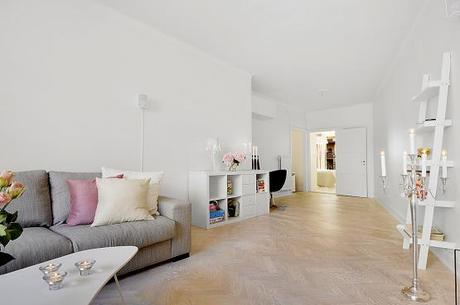 salón de forma triangular diseño decoración salón decoración nórdica decoración interiorismo plantas difíciles decoración en blanco cocinas modernas cocinas blancas cocinas alargadas blog decoración estilo escandinavo blog decoración diseño nórdico 