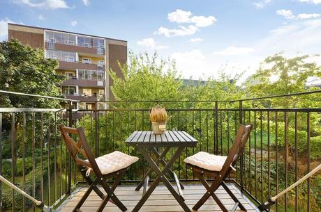 salón de forma triangular diseño decoración salón decoración nórdica decoración interiorismo plantas difíciles decoración en blanco cocinas modernas cocinas blancas cocinas alargadas blog decoración estilo escandinavo blog decoración diseño nórdico 