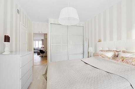 salón de forma triangular diseño decoración salón decoración nórdica decoración interiorismo plantas difíciles decoración en blanco cocinas modernas cocinas blancas cocinas alargadas blog decoración estilo escandinavo blog decoración diseño nórdico 