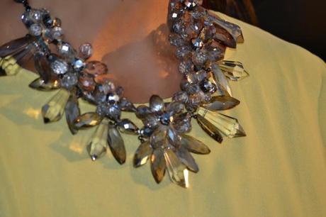 collar_transparente_flores_y_piedras_zara_obeblog_01