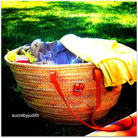 Bouncing SUMMER Bouncing SUMMER