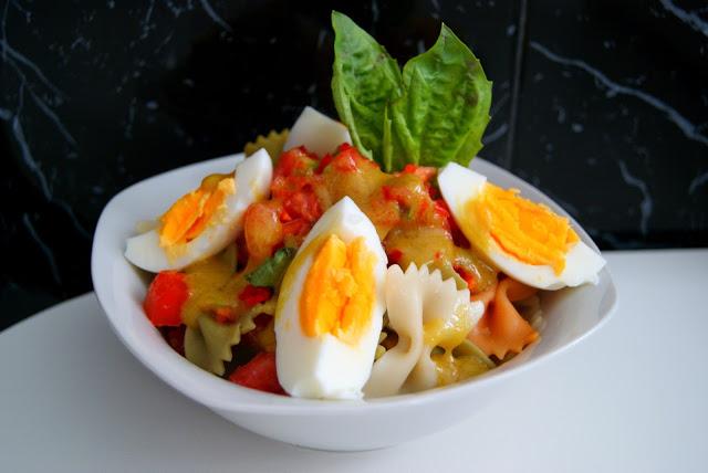 Ensalada de Pasta Tricolor de Pajaritas