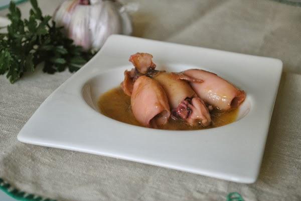 Chipirones al ajillo