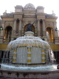 Mochileando por Chile. Día 4: Los Cerros de Santiago y Barrio París-Londres