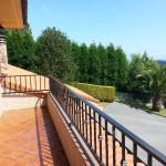 FANTÁSTICA CASA DE 4 HABITACIONES EN FANO A 12 MINUTOS DE GIJON Terraza planta primera casa Fano