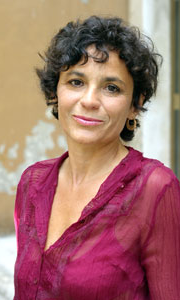 HACE MIL AÑOS QUE ESTOY AQUÍ - Mariolina Venezia