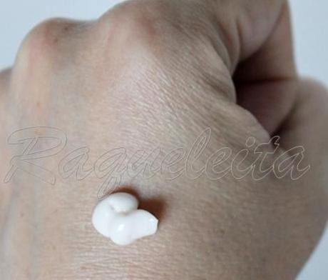 Sérum y Contorno de Ojos Isofill de Uriage