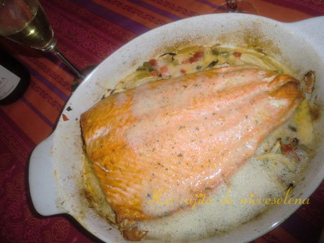 Salmón horneado al cava