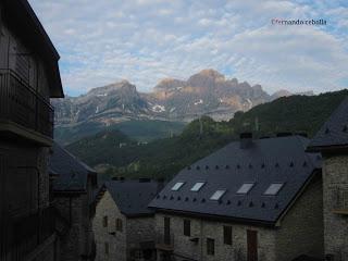 Peña Telera, Pueyo de Jaca, Polidas chamineras