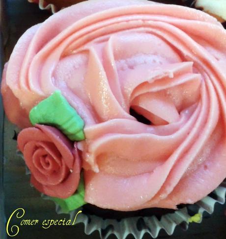 Cup cakes de champán y fresas (aptos para intolerantes y alérgicos a la lactosa)