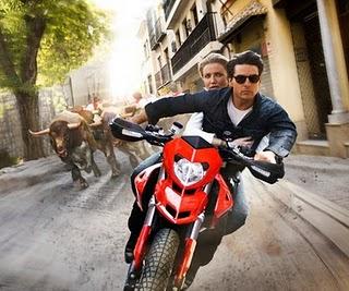 Una pareja explosiva (Knight & Day). Una comedia olvidable, amigos.