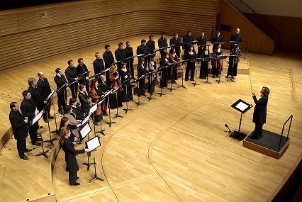 Accentus con dos B en León