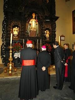 Monseñor Javier Echevarría en Perú