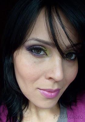 LOOK MORADO Y VERDE