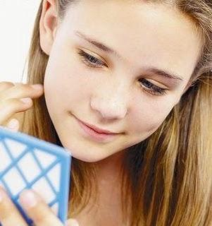 ¿El sol elimina el acné?