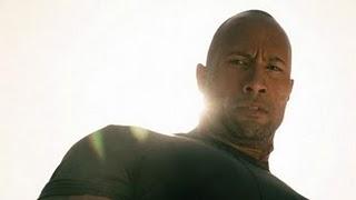 Trailer de Faster con The Rock