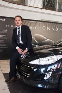 Estrategia global. con visión individual. Ejemplo Peugeot para el sur de Europa