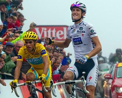 Contador permite ganar a Andy Schleck en el Tourmalet y se acerca a su tercer Tour