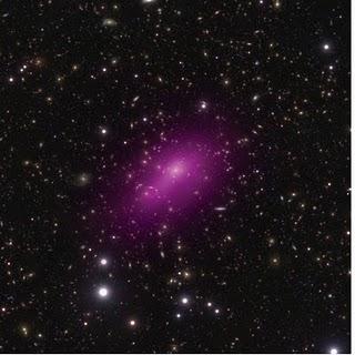 Imagen del cúmulo de galaxias Abell 2219