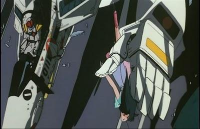 Macross Do You Remember Love?: Amor, guerra y muerte en el espacio exterior.