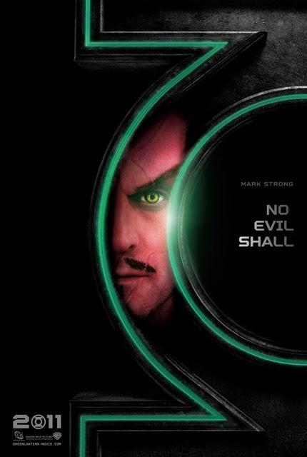 Mark Strong como Sinestro el villano en la película de Linterna Verde