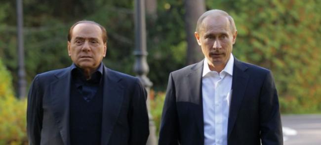 Si Berlusconi hubiese sido gay, nadie le habría puesto un dedo encima