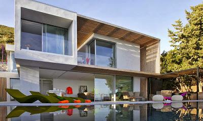 Casa Minimalista con Vistas al Mediterraneo