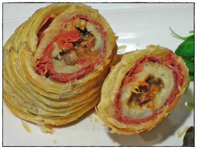 Berenjenas en Hojaldre Rellenas de Carne Picada y Setas