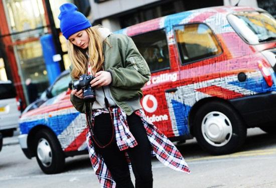 STREET STYLE INSPIRATION; NEO-GRUNGE.-