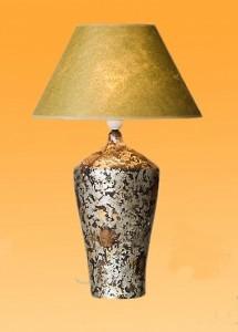 Lámpara decorada con pan de plata