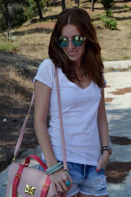 FEELING EASY FEELING EASY