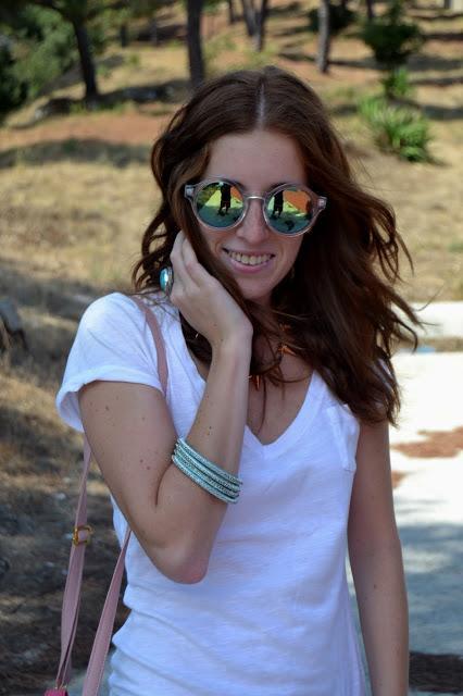 FEELING EASY FEELING EASY