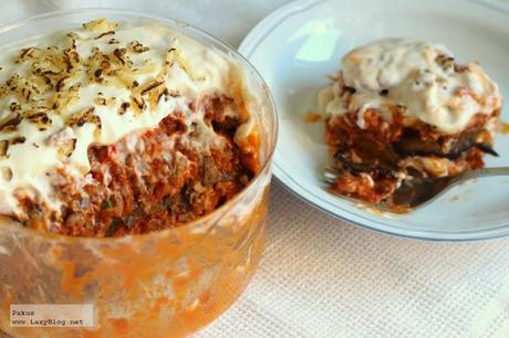 Moussaka o musaka de cordero. Receta griega tradicional Moussaka o musaka de cordero. Receta griega tradicional