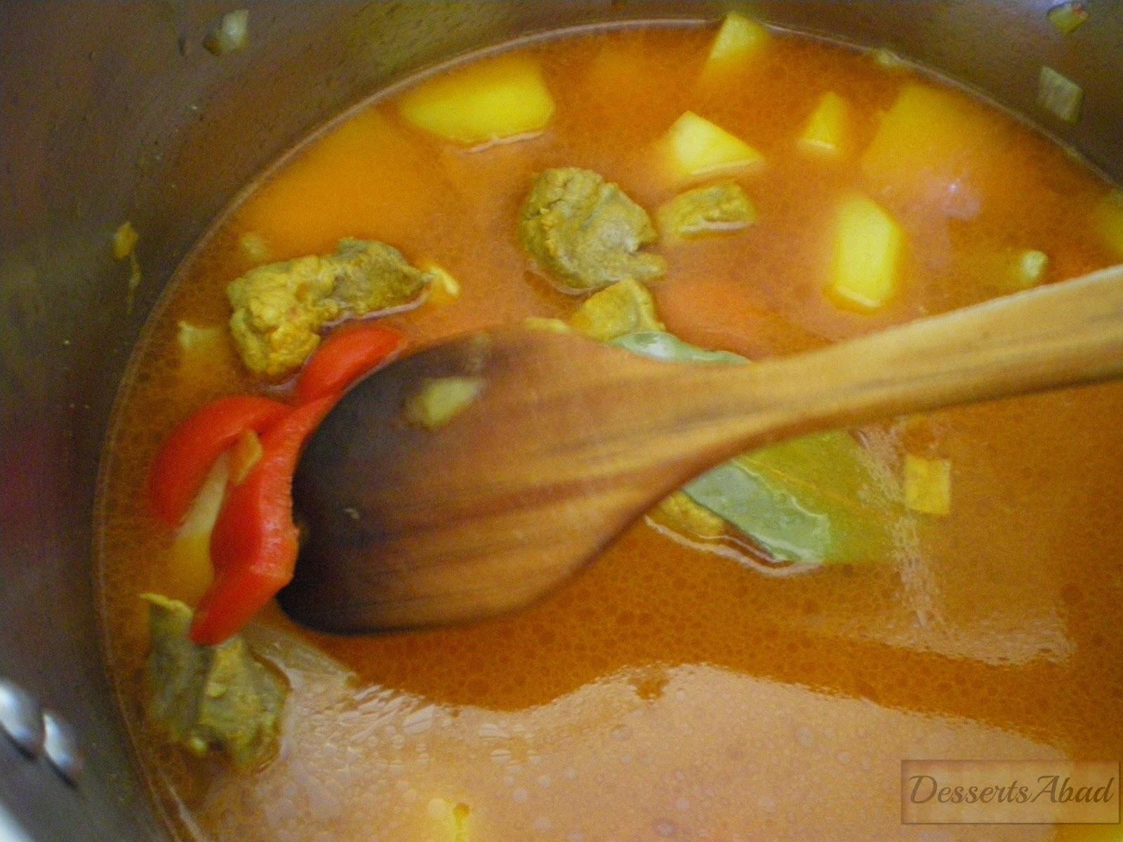Patatas guisadas con carne