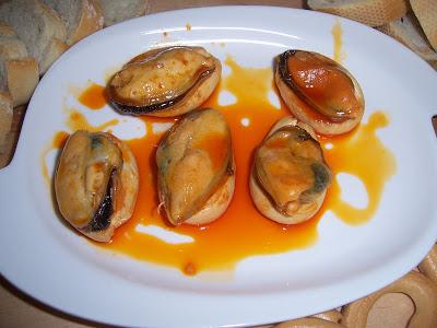 MEJILLONES EN ESCABECHE