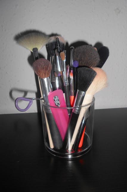 Como organizo mi maquillaje y mis productos de belleza