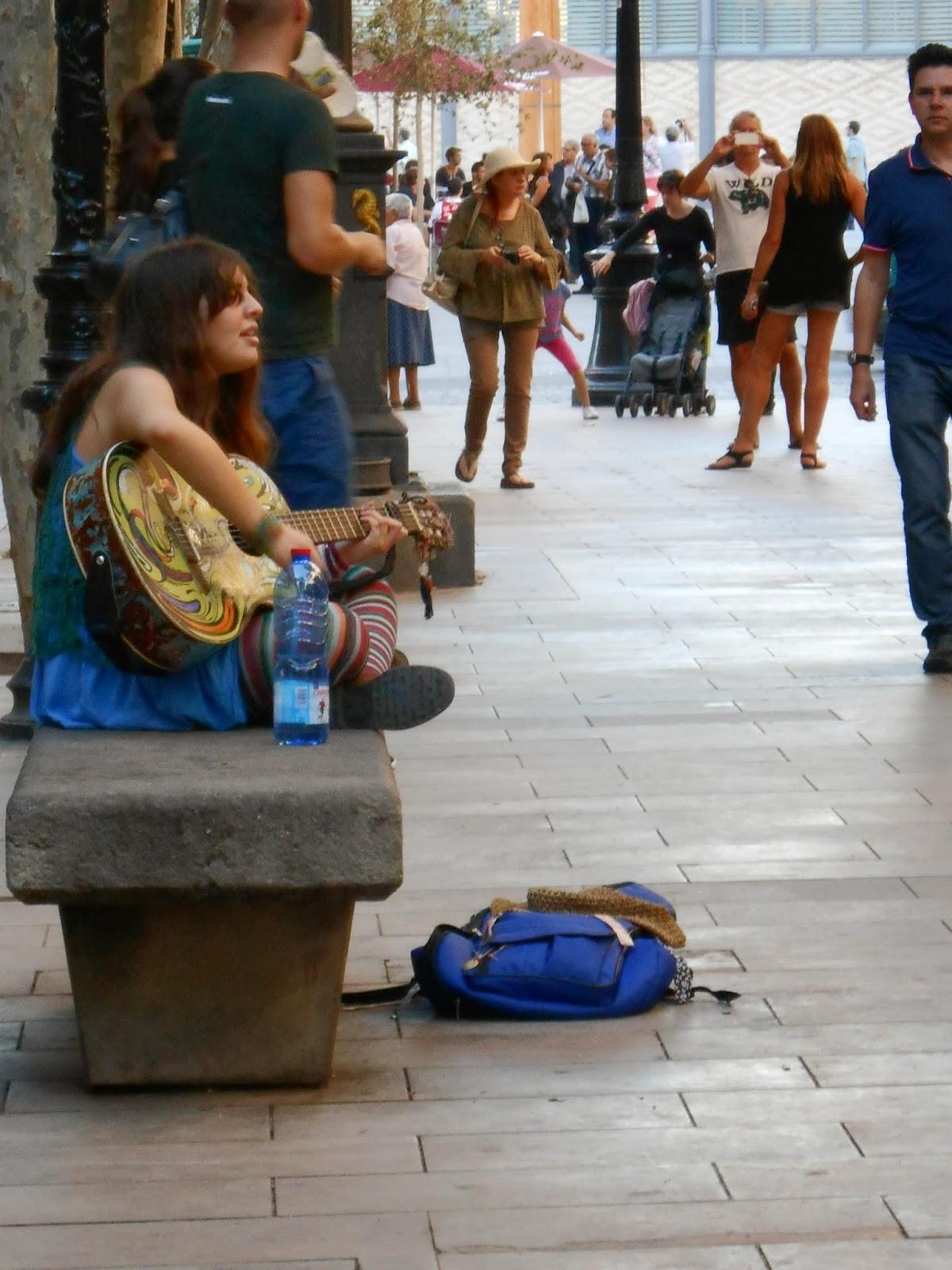 BARCELONA...EL BORN, UNA TARDE CULTURAL...23-09-2013...2ª , PARTE...