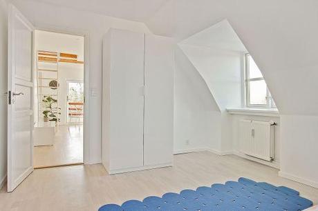 mesa auxiliar normann COPENHAGEN diseño nórdico escandinavo decoración nórdica escandinava decoración muebles de ikea decoración espacios pequeños decoración en blanco decoración dúplex buhardilla nórdico cojines by nord blog decoración diseño nórdico escandinavo 