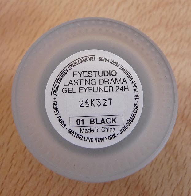 Tienda Primor en Sevilla: Pigmento para labios de Sleek y labial fijo y gel eye liner de Maybelline