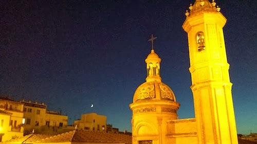 Paseando por Triana, corazón de Sevilla.